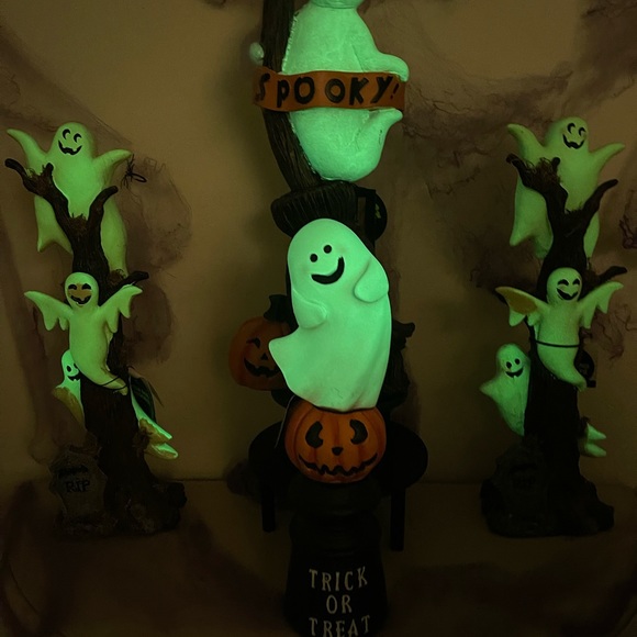 Ghost Boo Glow in the Dark Spooky Trees Stand Spooky Trick or Treat Tablescaping - Picture 3 of 7